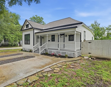 514 Vincent Street - Photo Thumbnail 1
