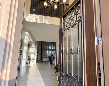 11407 Jonstone Paisley Court - Photo Thumbnail 2