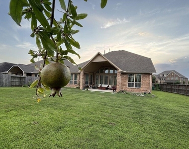 11407 Jonstone Paisley Court - Photo Thumbnail 31