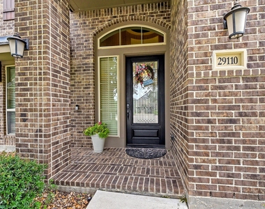 29110 Weldons Forest Court - Photo Thumbnail 2