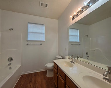 20018 Coyote Ridge Lane - Photo Thumbnail 9