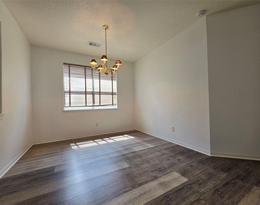 20018 Coyote Ridge Lane - Photo Thumbnail 2