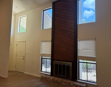 6401 Deihl Road - Photo Thumbnail 4