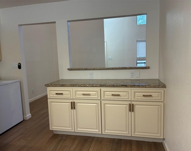 6401 Deihl Road - Photo Thumbnail 9