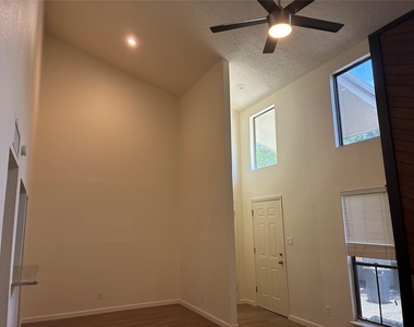 6401 Deihl Road - Photo Thumbnail 5