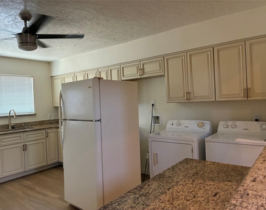 6401 Deihl Road - Photo Thumbnail 6