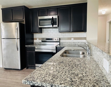 47 Road 5103 - Photo Thumbnail 7