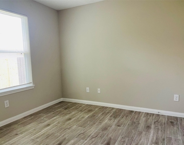 47 Road 5103 - Photo Thumbnail 18