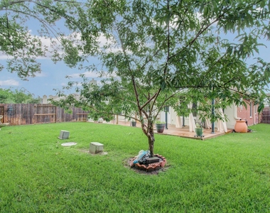 11222 E Travelers Way Circle - Photo Thumbnail 26