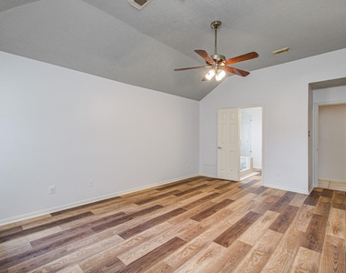 11222 E Travelers Way Circle - Photo Thumbnail 20