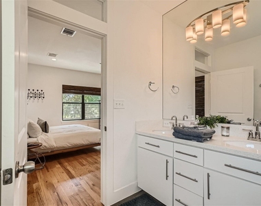 4916 Mckinney Street - Photo Thumbnail 4