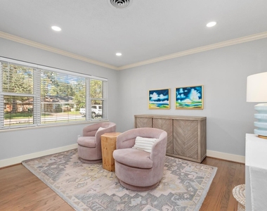 2023 Woodcrest Drive - Photo Thumbnail 5