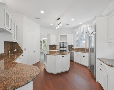 3724 Wroxton Road - Photo Thumbnail 14
