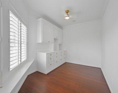 3724 Wroxton Road - Photo Thumbnail 29