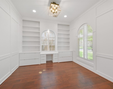 3724 Wroxton Road - Photo Thumbnail 5