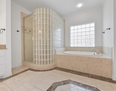 3724 Wroxton Road - Photo Thumbnail 31