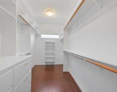 3724 Wroxton Road - Photo Thumbnail 30