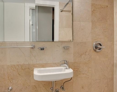 202 East 13th Street - Photo Thumbnail 4
