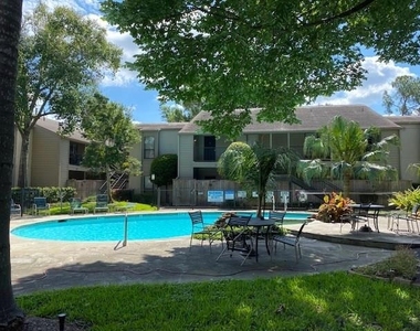 1100 Augusta Drive - Photo Thumbnail 48
