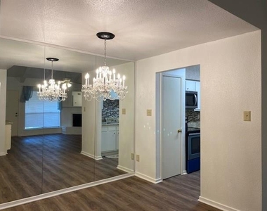 1100 Augusta Drive - Photo Thumbnail 40