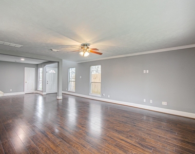13963 Maximos Drive - Photo Thumbnail 7