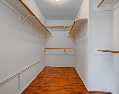 13963 Maximos Drive - Photo Thumbnail 24