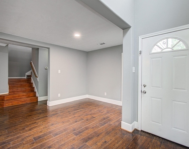 13963 Maximos Drive - Photo Thumbnail 9
