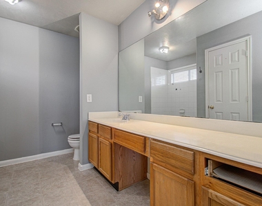 13963 Maximos Drive - Photo Thumbnail 19