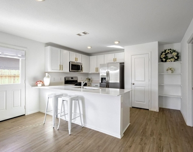 19424 Villa Mesa Drive - Photo Thumbnail 4