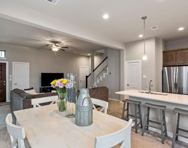 1531 Rustling Creek Drive - Photo Thumbnail 6