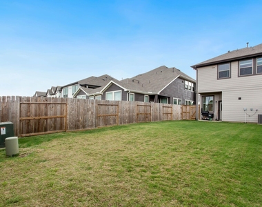 1531 Rustling Creek Drive - Photo Thumbnail 21