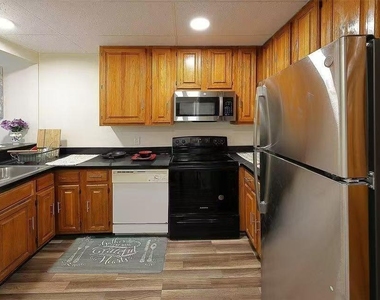 2213 S Braeswood Blvd - Photo Thumbnail 7