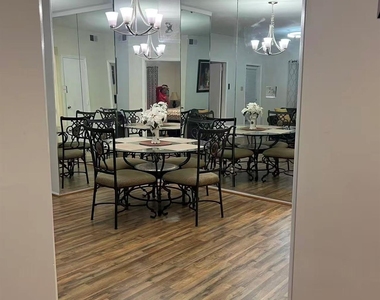 2213 S Braeswood Blvd - Photo Thumbnail 19