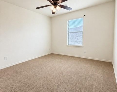 6151 Harmony Park Lane - Photo Thumbnail 17