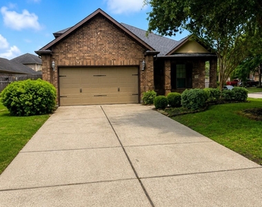 6151 Harmony Park Lane - Photo Thumbnail 2