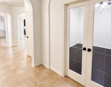 6151 Harmony Park Lane - Photo Thumbnail 5