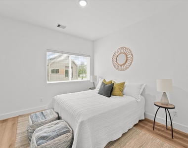 1019 Upside Wheatley Lane - Photo Thumbnail 18