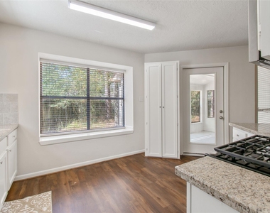 75 Fallshire Drive - Photo Thumbnail 4