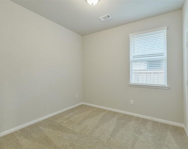17418 Rosette Grass Drive - Photo Thumbnail 22