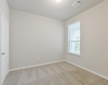 17418 Rosette Grass Drive - Photo Thumbnail 24