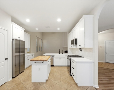 27118 White Sage Cove Lane - Photo Thumbnail 11