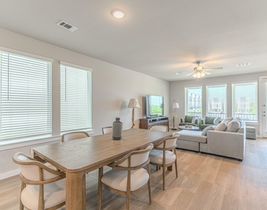 494 S Centro Circle - Photo Thumbnail 13