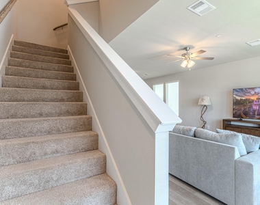 494 S Centro Circle - Photo Thumbnail 11