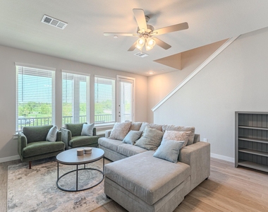 494 S Centro Circle - Photo Thumbnail 12
