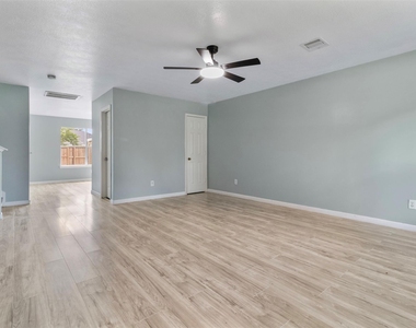 19747 Byron Meadows Drive - Photo Thumbnail 4