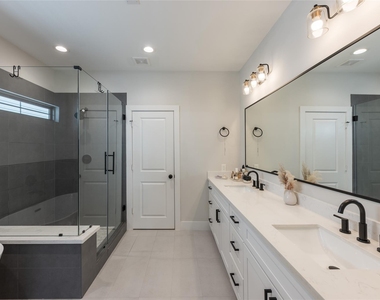 5306 Creekmont Timbers Trail - Photo Thumbnail 25
