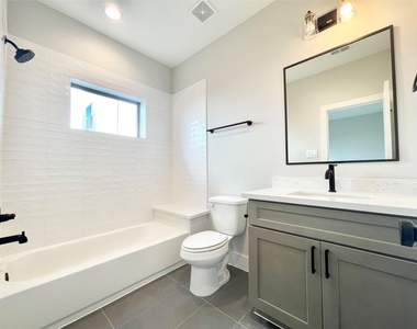 5306 Creekmont Timbers Trail - Photo Thumbnail 4