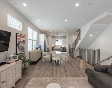 5306 Creekmont Timbers Trail - Photo Thumbnail 15