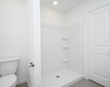 26914 Rosebay Woods - Photo Thumbnail 10