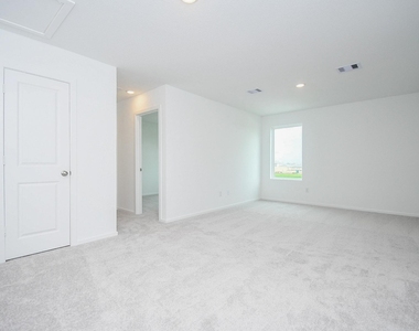 26914 Rosebay Woods - Photo Thumbnail 11